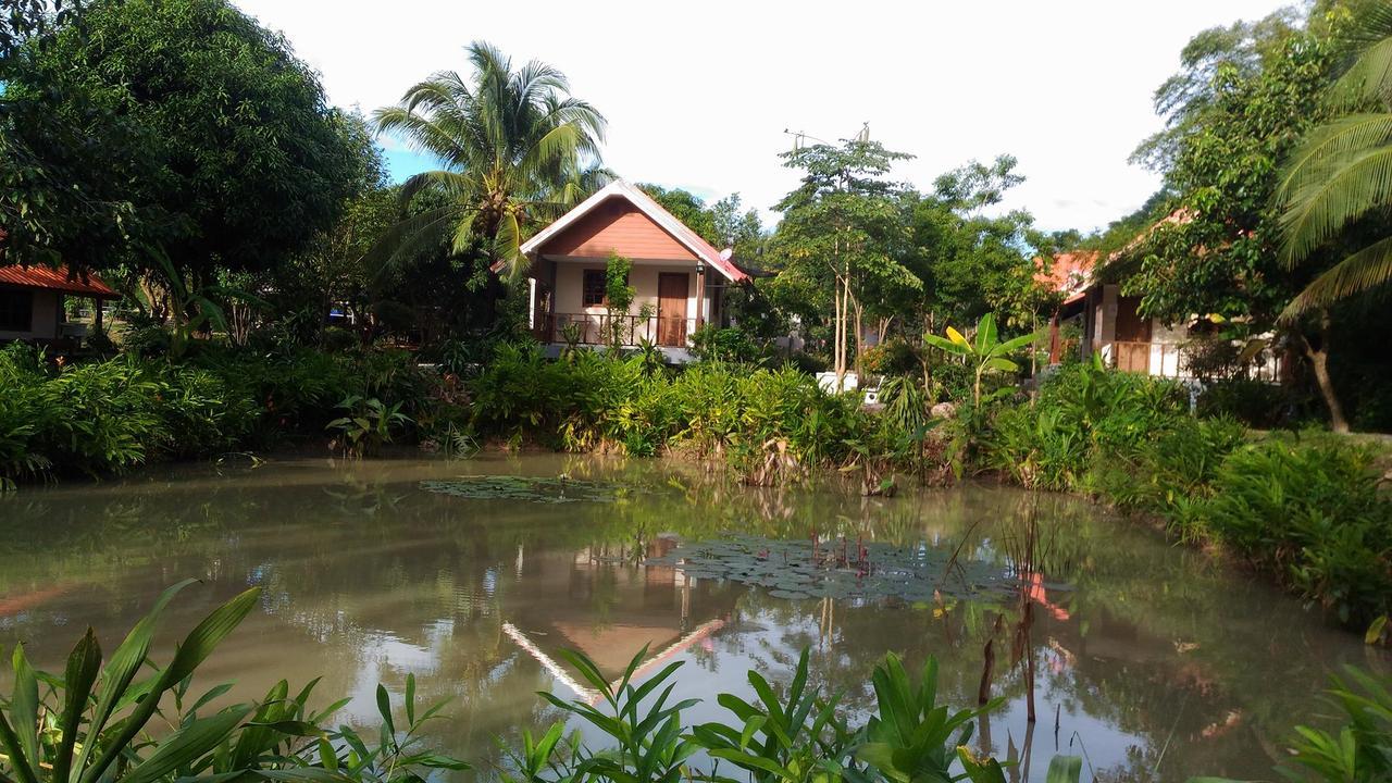阿里亚度假村 Watthana Nakhon 外观 照片